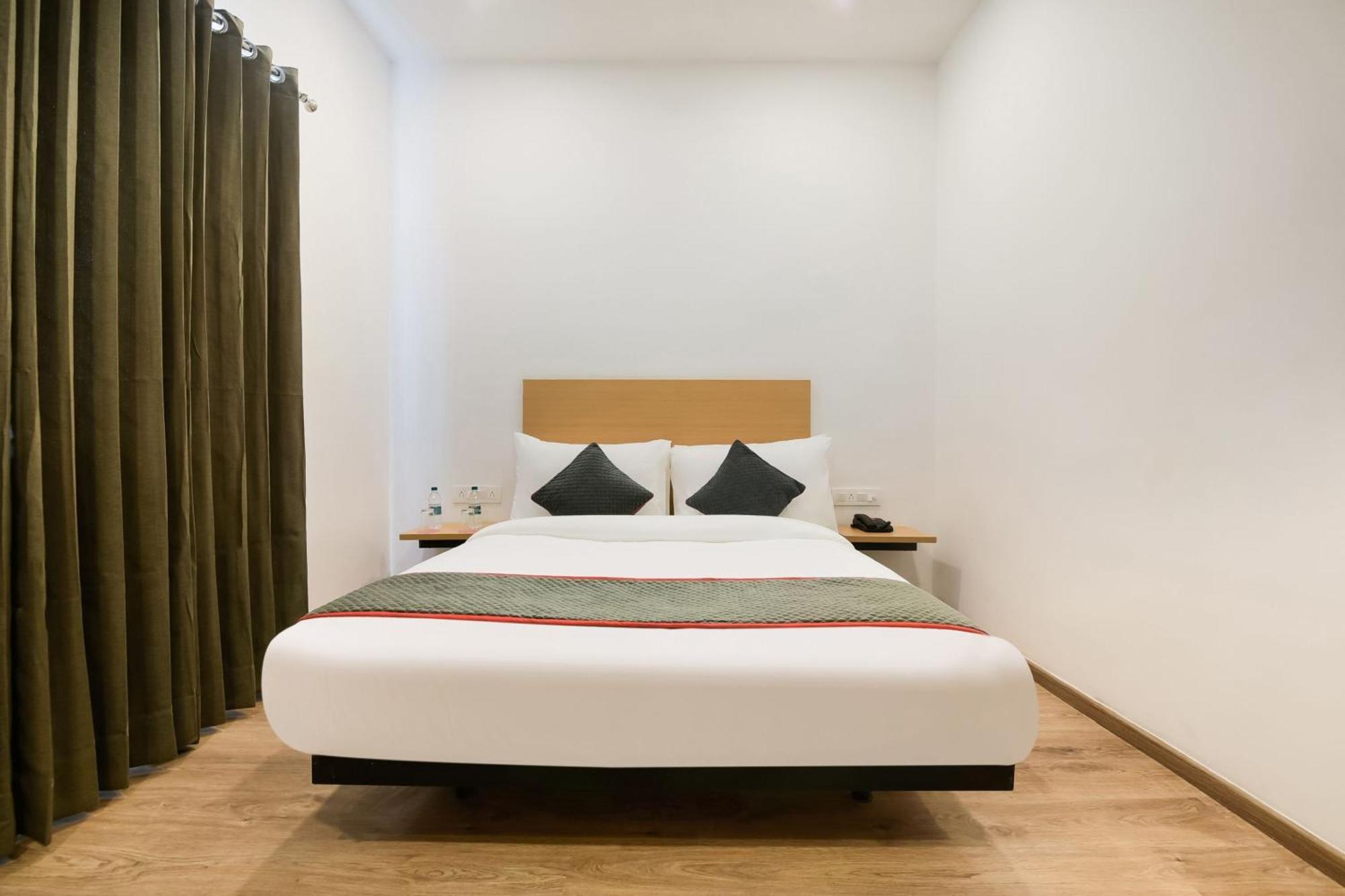 Townhouse The Awadh Airport Near Chaudhary Charan Singh International Airport Hotel Bijnaur Ngoại thất bức ảnh