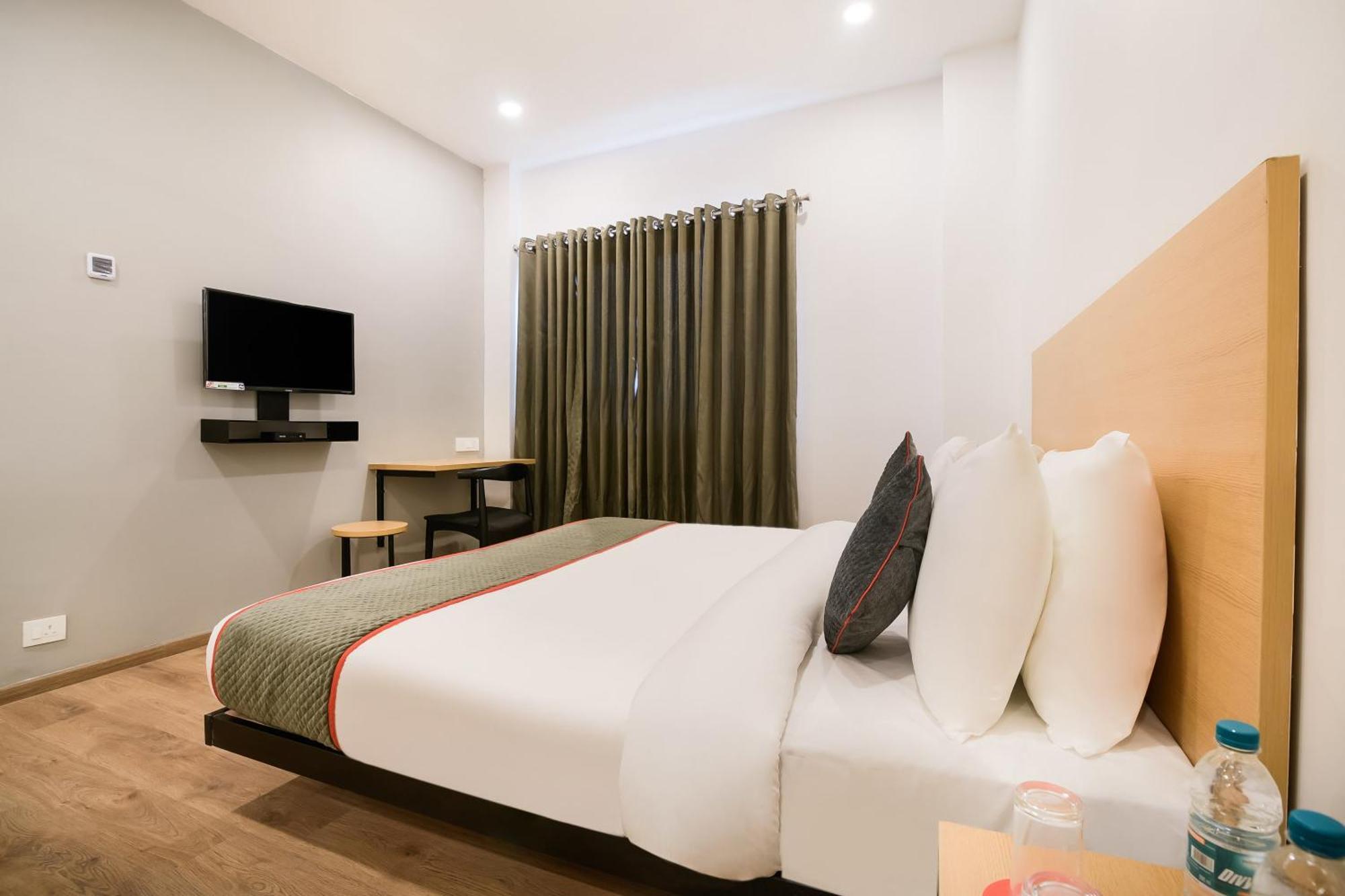 Townhouse The Awadh Airport Near Chaudhary Charan Singh International Airport Hotel Bijnaur Ngoại thất bức ảnh