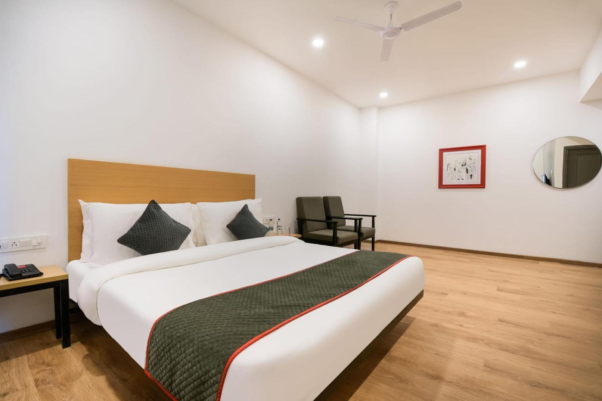 Townhouse The Awadh Airport Near Chaudhary Charan Singh International Airport Hotel Bijnaur Ngoại thất bức ảnh