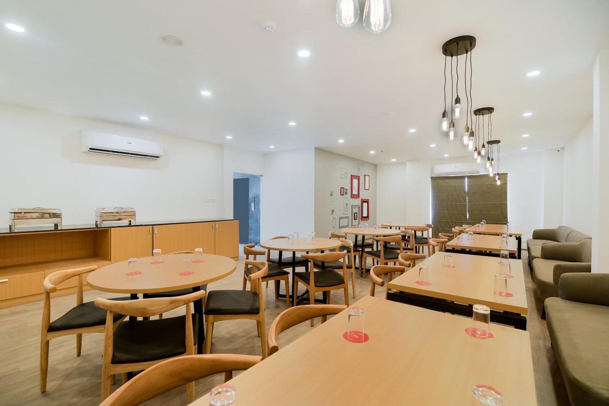 Townhouse The Awadh Airport Near Chaudhary Charan Singh International Airport Hotel Bijnaur Ngoại thất bức ảnh